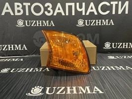 Габаритный огонь Toyota IPSUM 98-01 R жёлтый 4426R-1