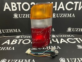 Стоп сигнал Toyota HIACE KZH106 R 2121951R-2