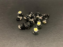 Лампа автомобильная светодиодная T4.2-5050-1SMD 12V белый свет T4.2-5050-1SMD 12V-1