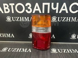 Стоп сигнал Toyota HILUX YN85 92 R 2121945-2